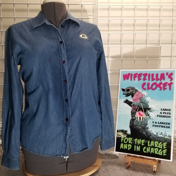 Cutter & Buck Green Bay Packer Embroidered Shirt